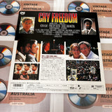 Cry Freedom SF098-1554 ( 0909 )