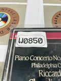 Beethoven Piano Concerto 4 & 5 : Claudio Arrau 070 222-1 ( W0850 )